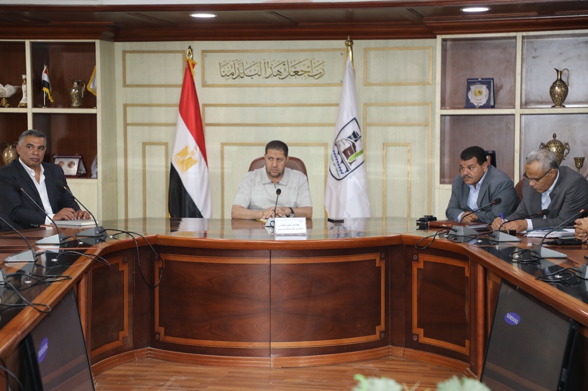 السكرتير العام يتابع جهود إزالة التعديات
