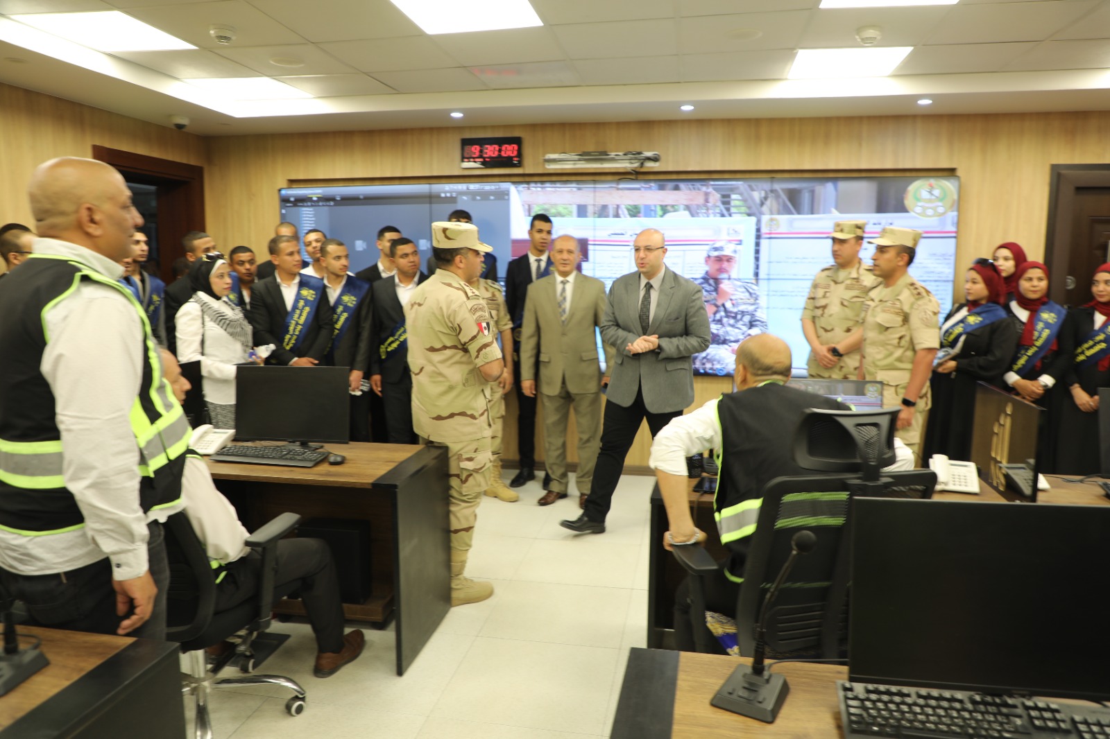 المحافظ: الشبكة الوطنية للطوارئ بوابة الدولة الذكية