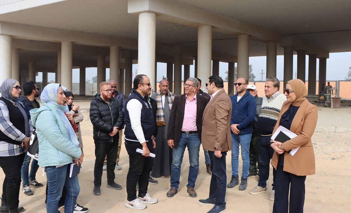 لجنة مجلس الوزاراء تتفقد مجمع مواقف عدلي منصور