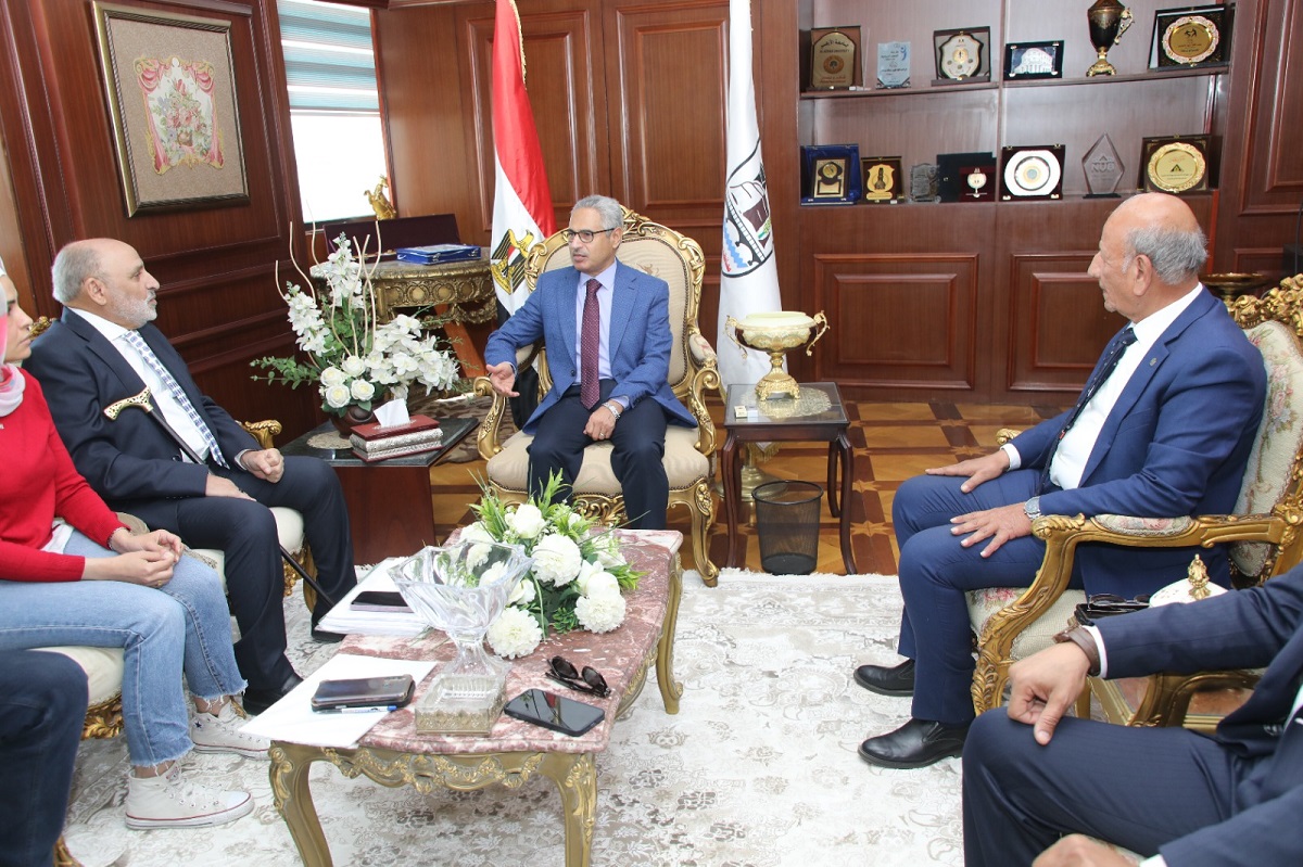 مستثمري بياض العرب تناقش مع المحافظ آليات وسبل تعزيز الاستثمار