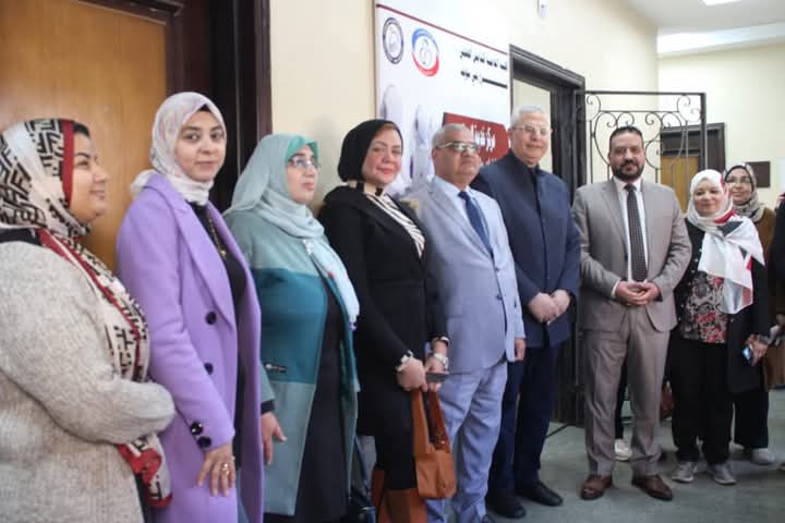 افتتاح مركز خدمات التأمين الصحي بالمستشفي الجامعي