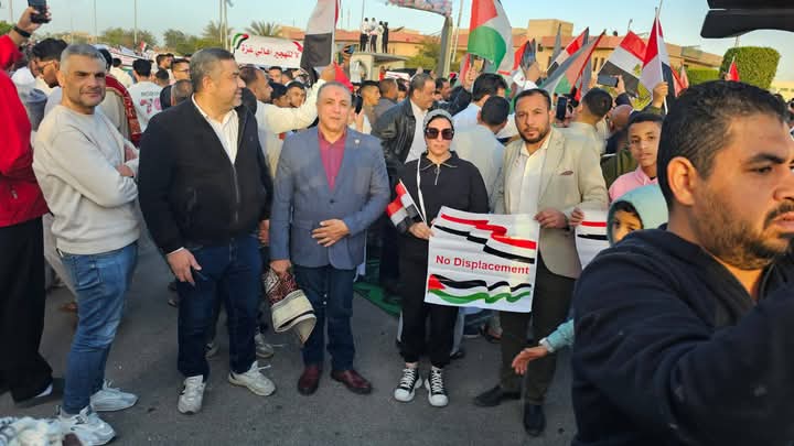 الشعب الجمهوري يشارك في مسيرات رفض التهجير