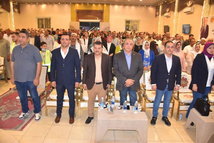 الشعب الجمهوري يكرم 750 من عمال النظافة