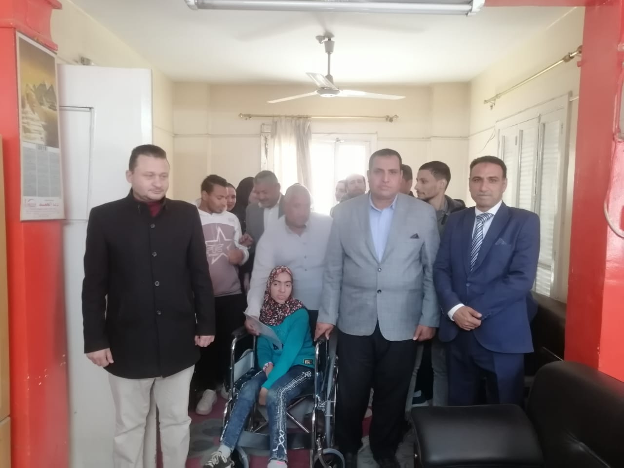 مديرية العمل تسلم عقود عمل لذى همم