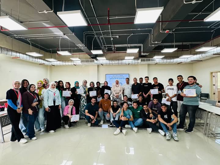 طب بني سويف تفوز بجائزة عباقرة الجامعة الأهلية