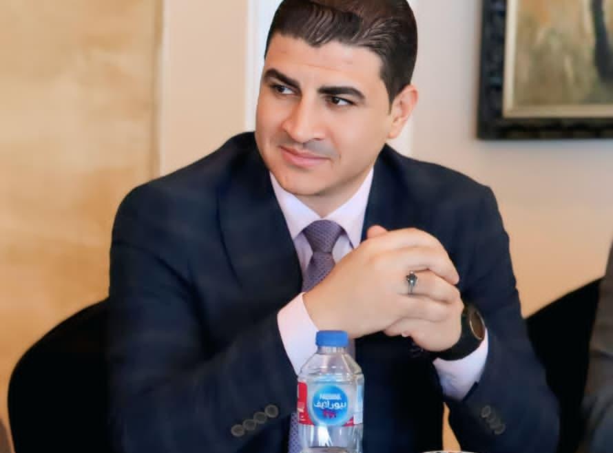 محمد النويشي يكتب : انتخابات حزب الوفد تُحرِج ديمقراطيةُ الأحزابَ