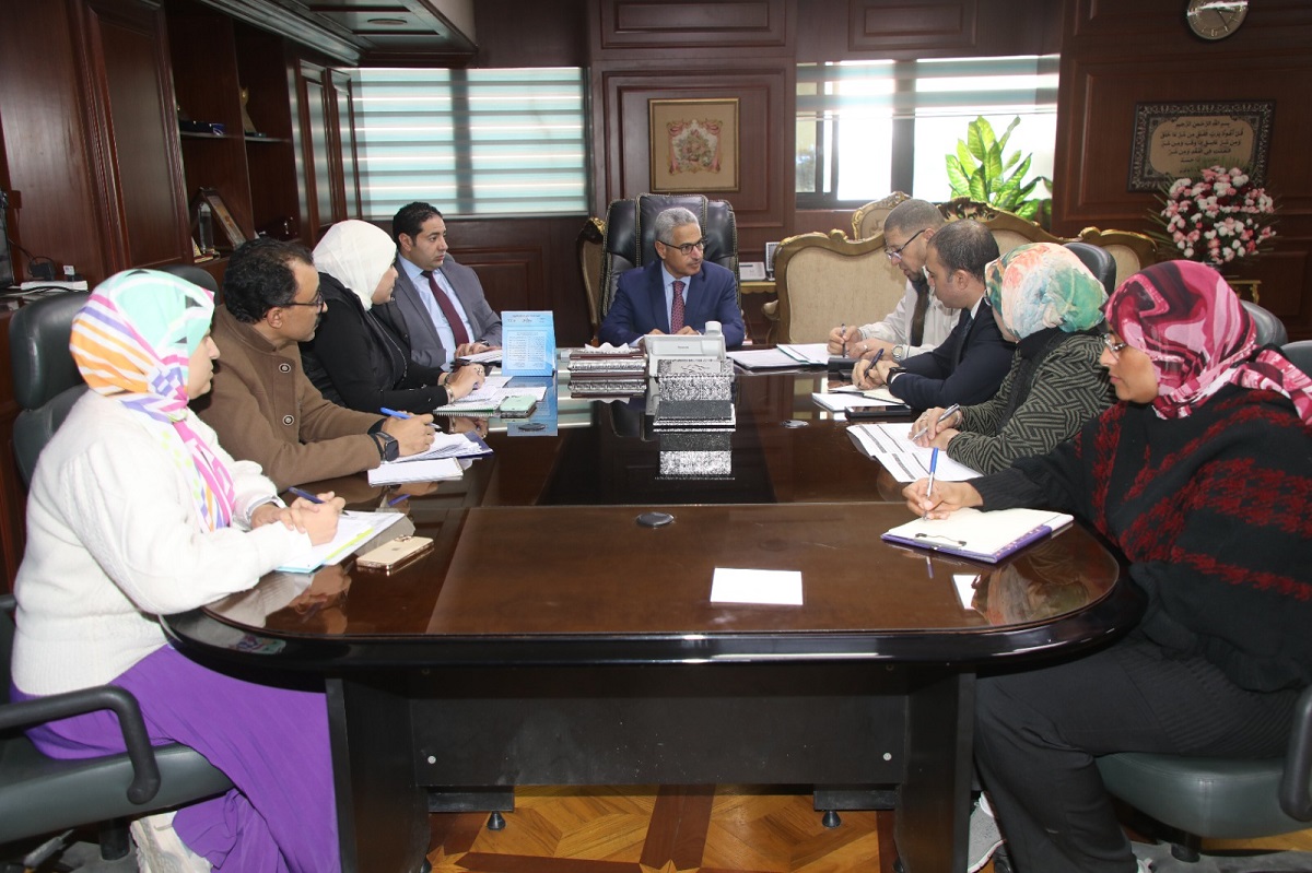 اللجنة التنسيقية لمنظومة التصالح تعقد اجتماعا برئاسة المحافظ