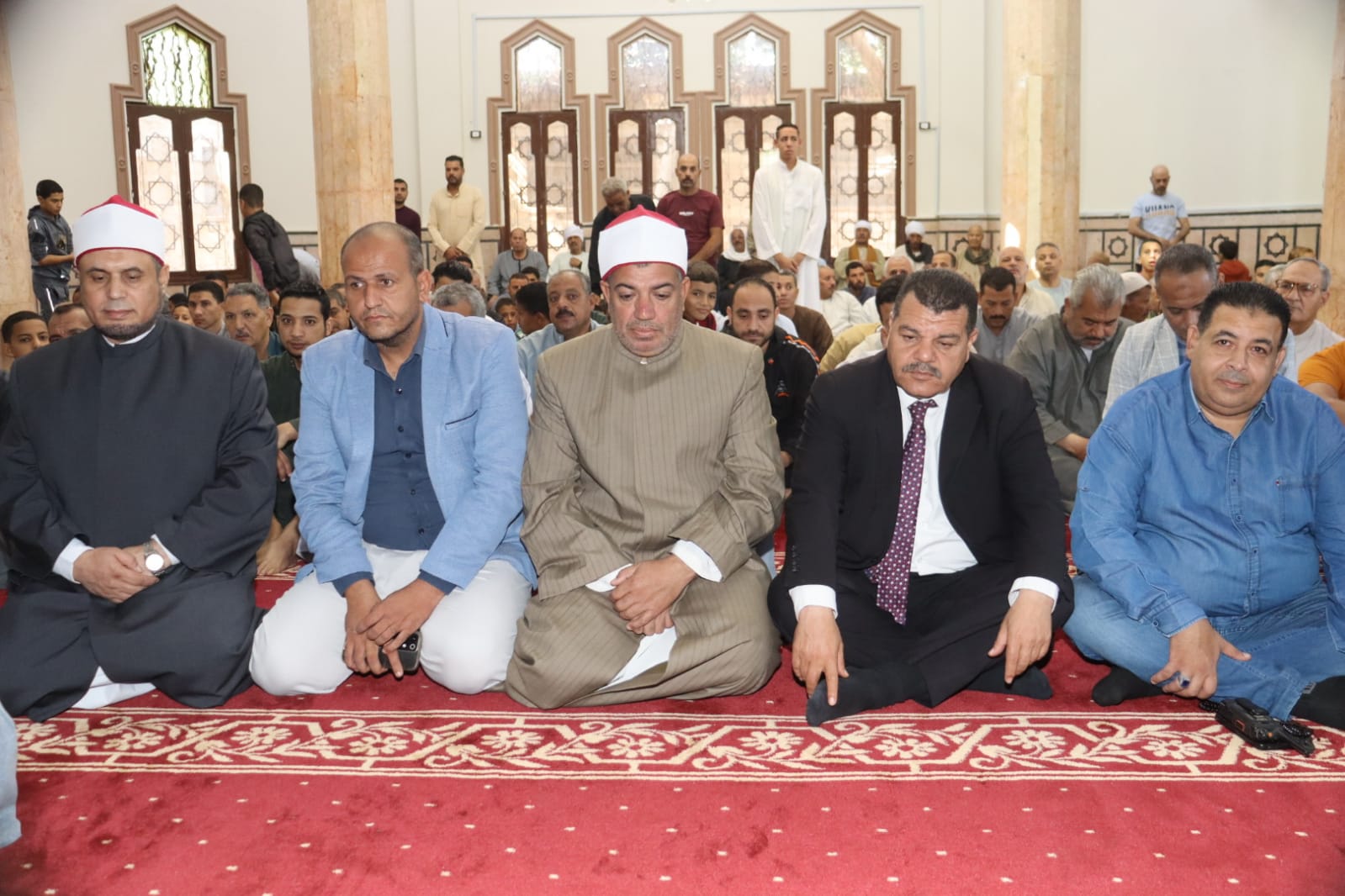 المحافظ يُنيب رؤساء الوحدات المحلية في افتتاح مسجدين