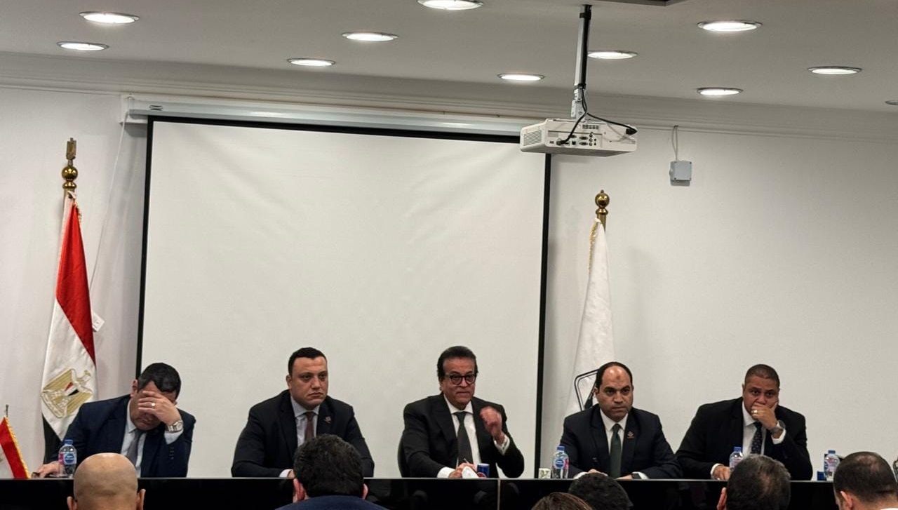 وزير الصحة: القلق من اصدار قانون المسئولية الطبية غير مبرر